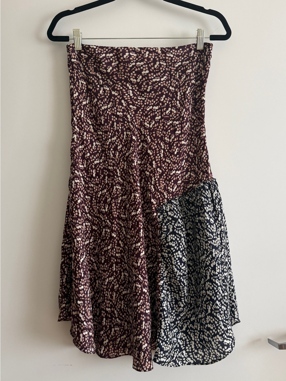 100% silk Two-Tone dot print Midi Skirt in Burgundy and Navy